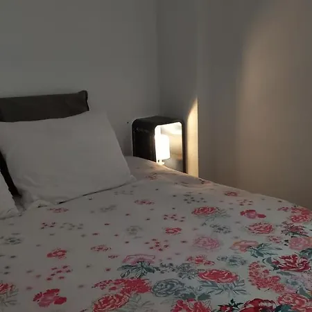 Apartamento Cerezo Beach アパート *