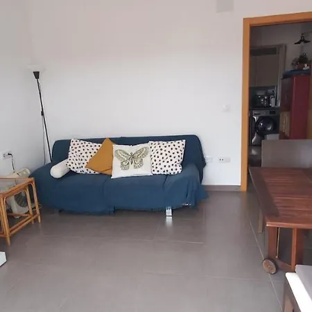 Apartamento Cerezo Beach アパート *