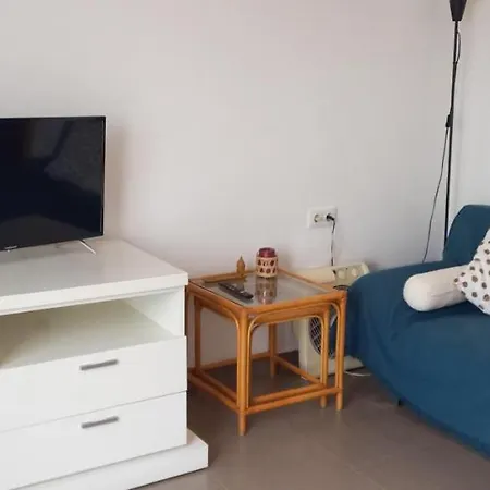 Apartment Apartamento Cerezo Beach